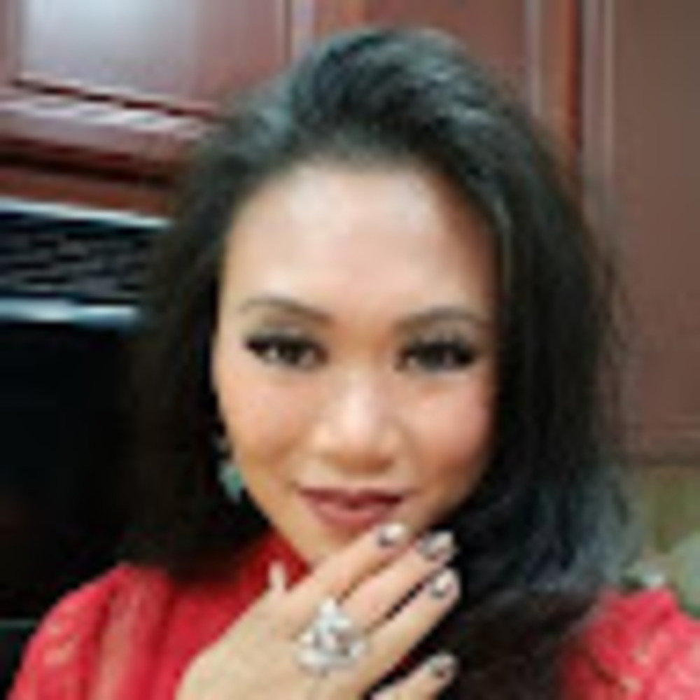 Meet your Posher, Maria g
